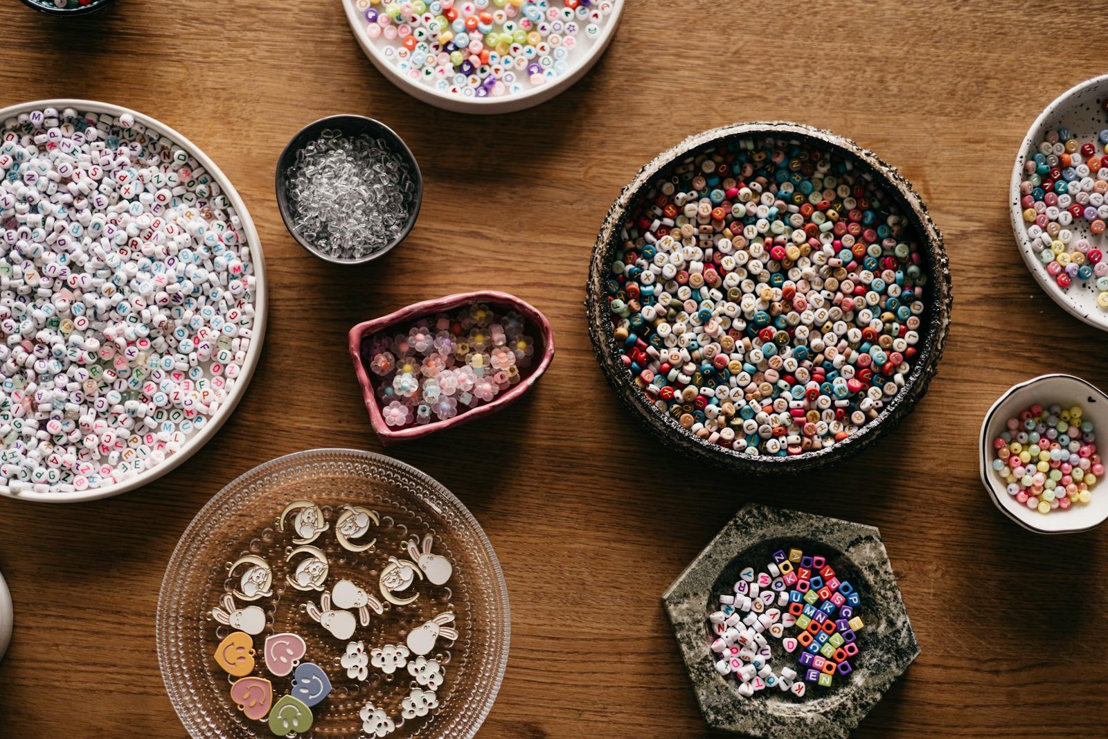 Bigiotteria fai da te: materiali, strumenti e dove comprare