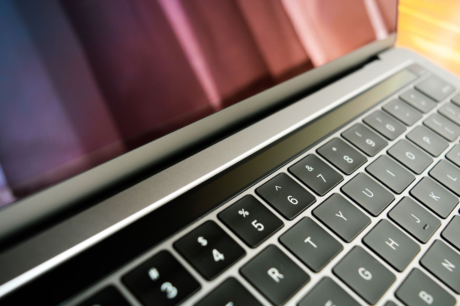 Dettaglio della tastiera di un notebook