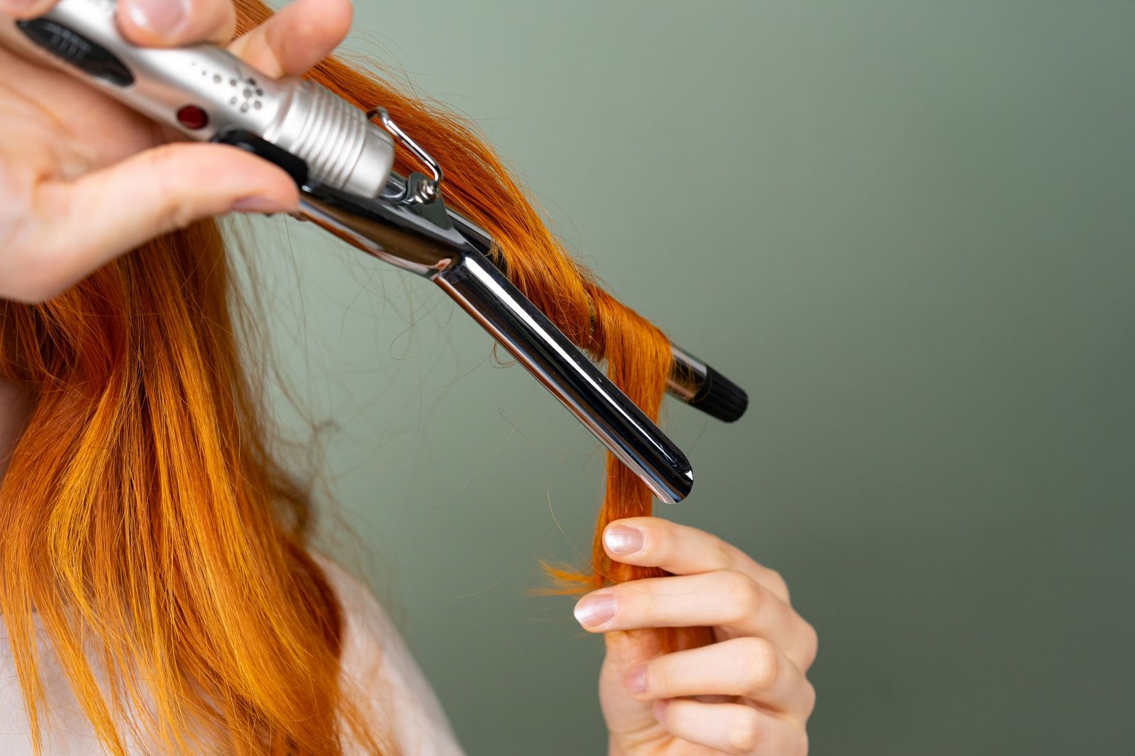 Capelli lucidi e voluminosi dopo la piega